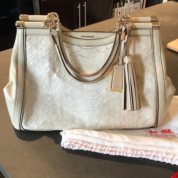 Coach Purse - Picture 2 of 8